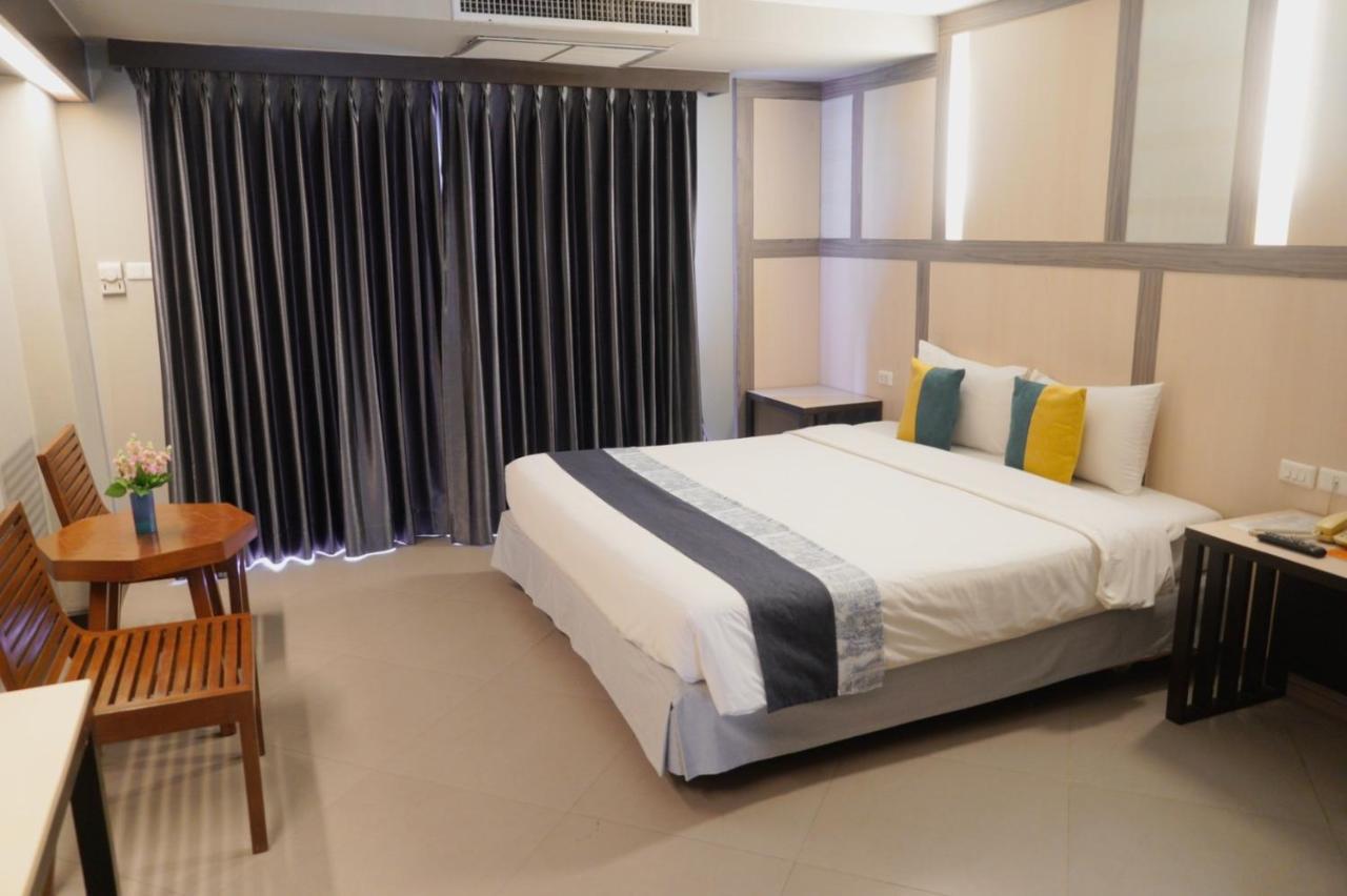 Sea Breeze Jomtien Resort Pattaya Luaran gambar