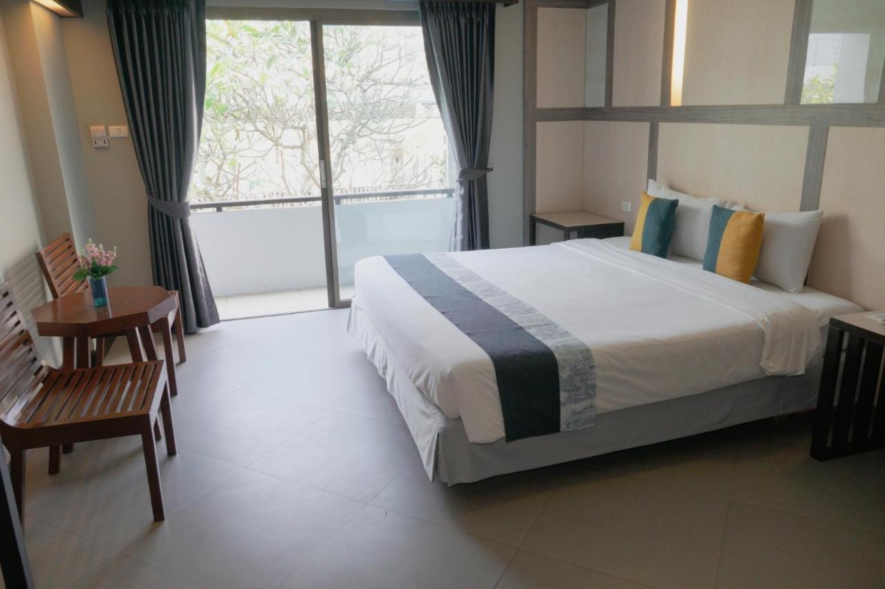 Sea Breeze Jomtien Resort Pattaya Luaran gambar