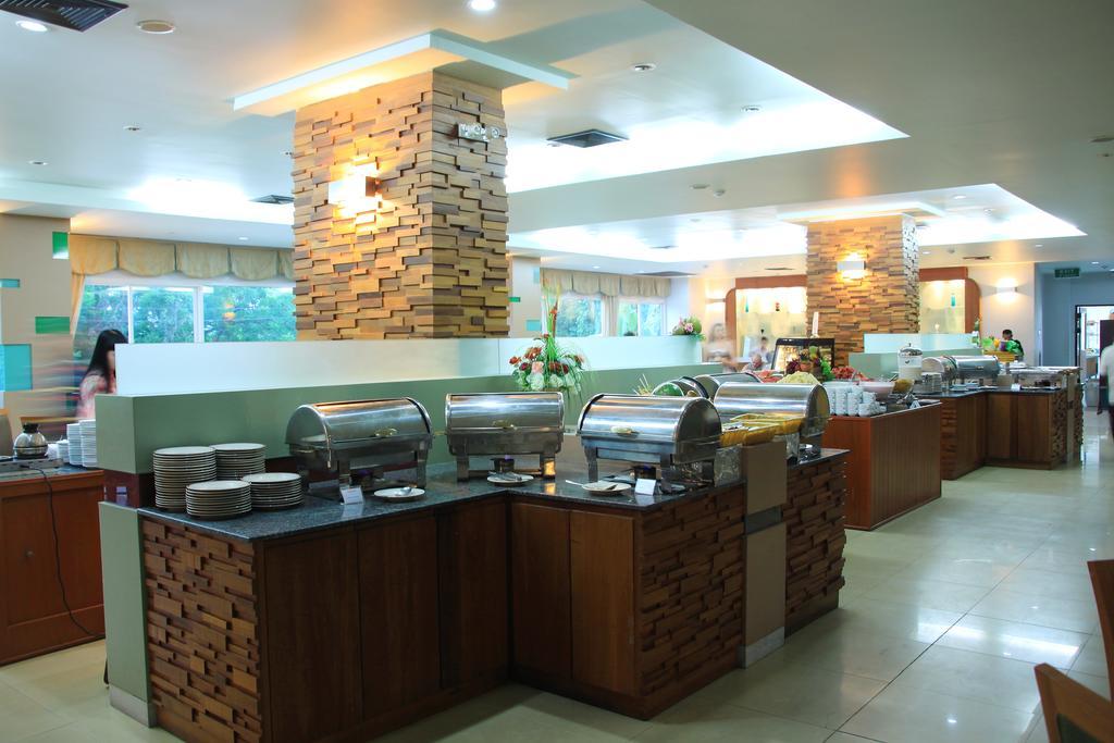 Sea Breeze Jomtien Resort Pattaya Luaran gambar